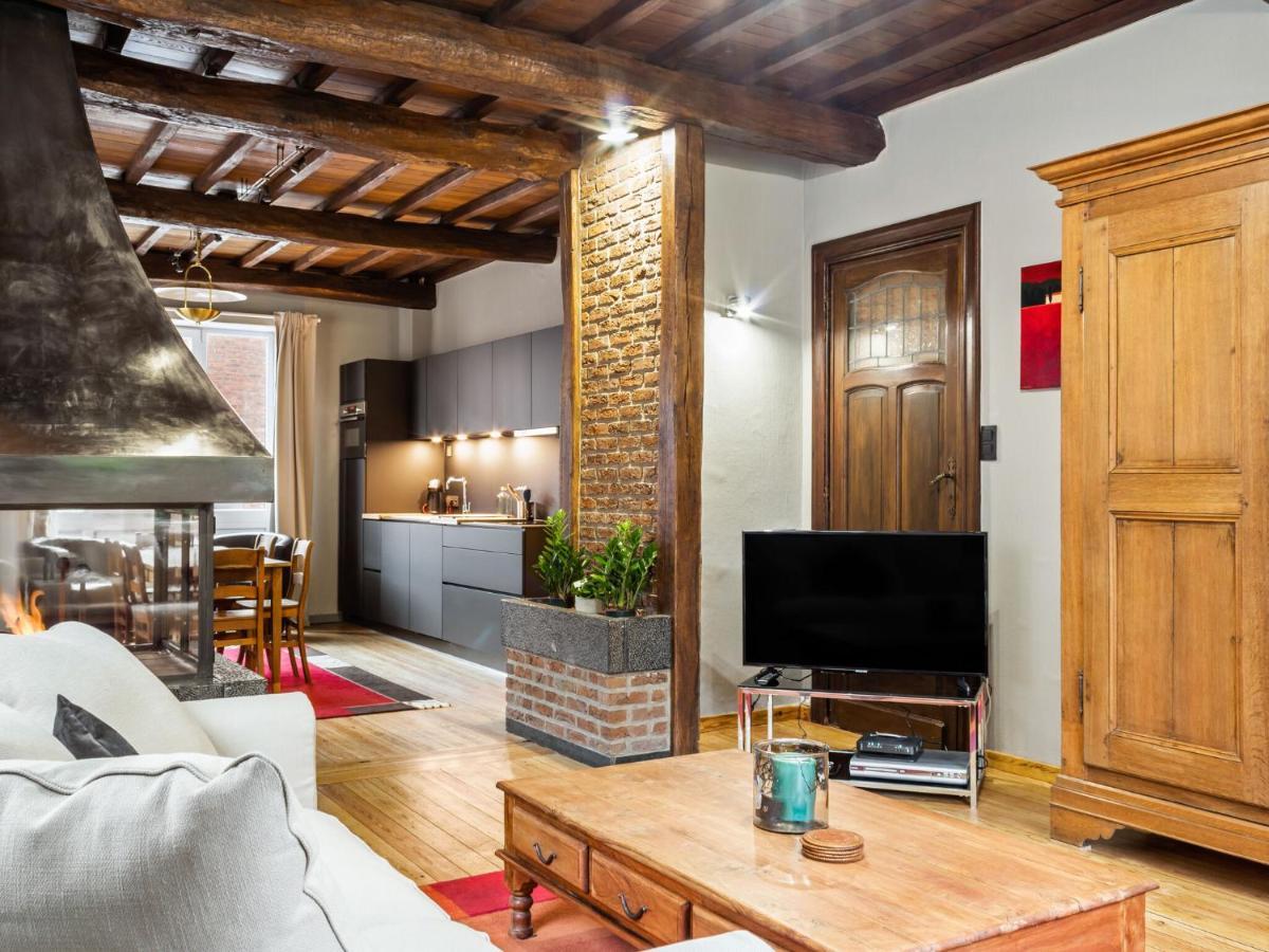 Stylish Apartment In Dinant Near The Maas Экстерьер фото