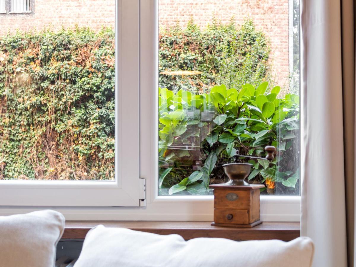Stylish Apartment In Dinant Near The Maas Экстерьер фото